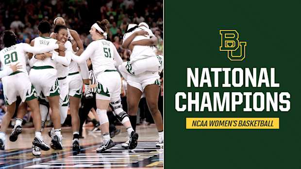 baylor-notre-dame-national-championship-kim-mulkey-chloe-jackson.jpg